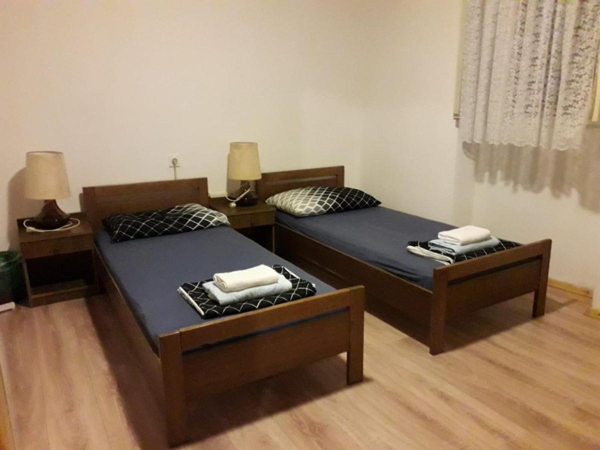Hostel Flora マリ・ロシニュ 部屋 写真