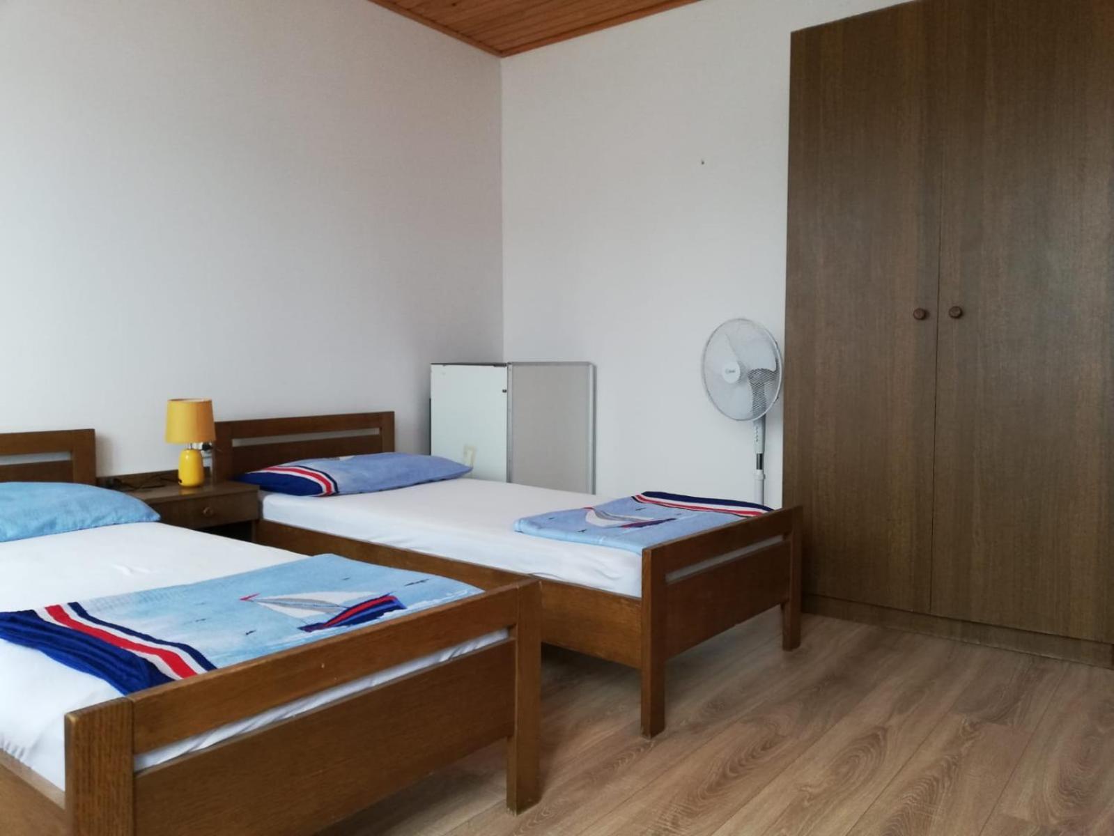 Hostel Flora マリ・ロシニュ 部屋 写真