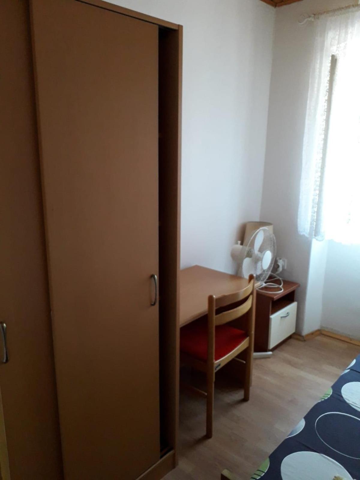 Hostel Flora マリ・ロシニュ 部屋 写真