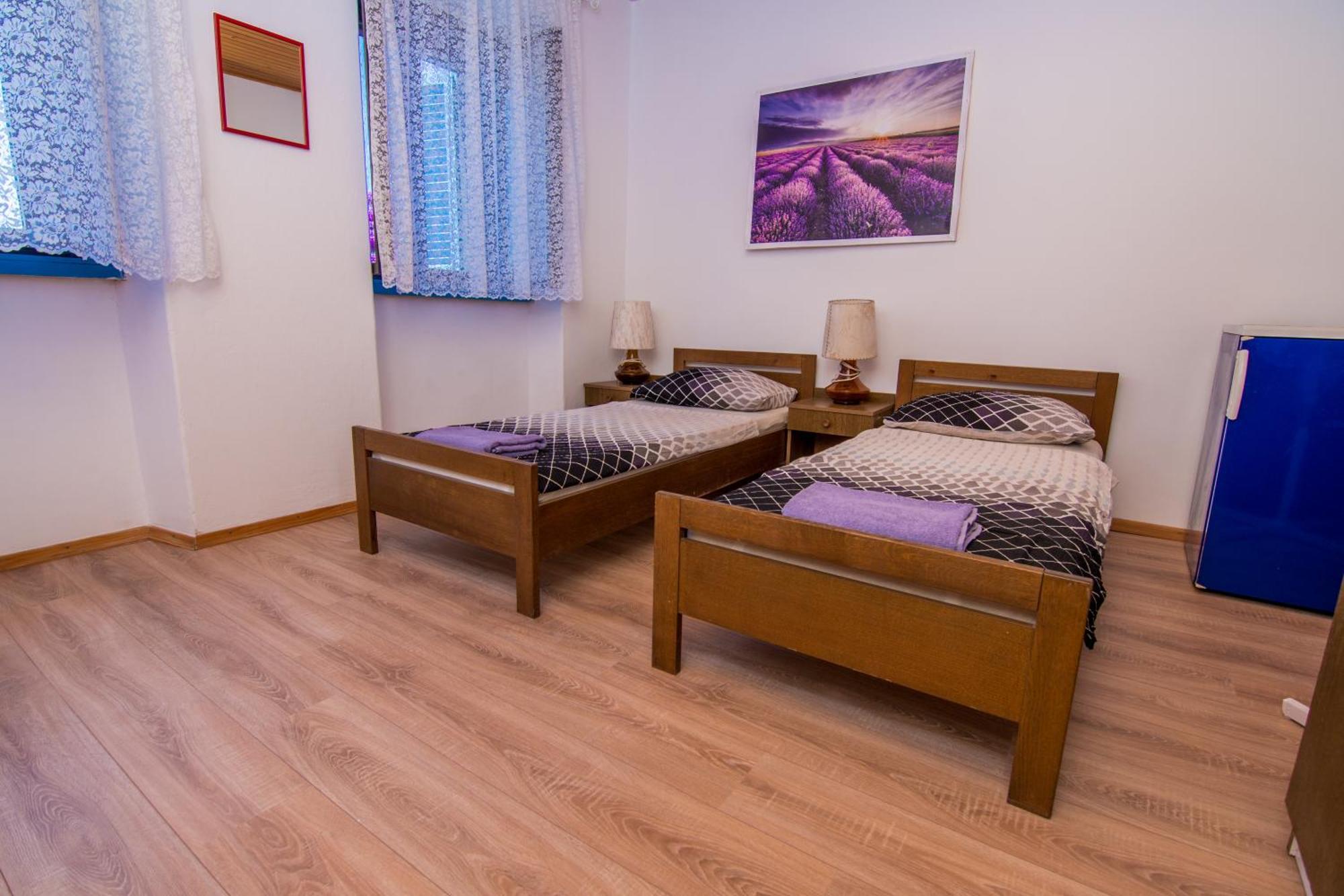 Hostel Flora マリ・ロシニュ 部屋 写真